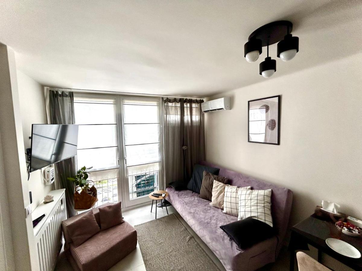 Sky Apartment Comfy Suite Pereca Varşovia Exterior foto