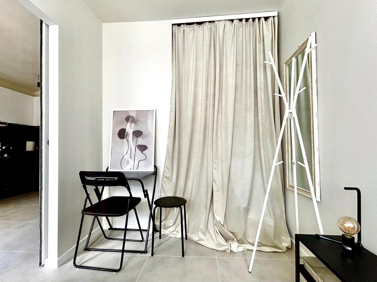 Sky Apartment Comfy Suite Pereca Varşovia Exterior foto